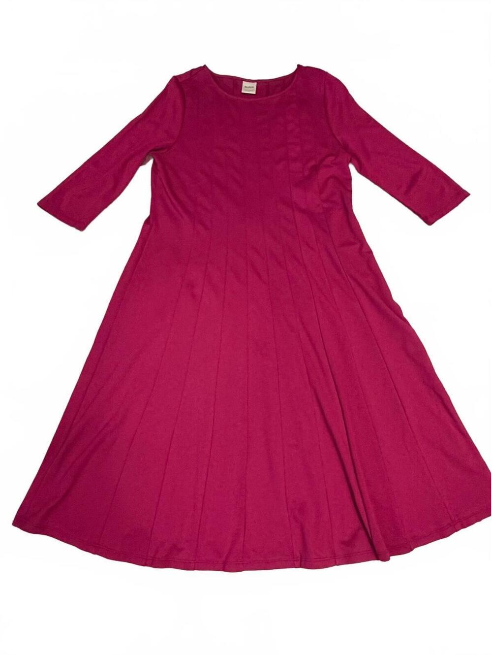 Blair magenta knit dress size M